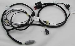Reversing camera wiring harness for manual gearbox