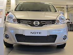 Maskisuoja Nissan Note 2012-2013