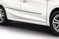 KYLKILISTASARJA METALLI HOPEA "KYO" NISSAN PULSAR