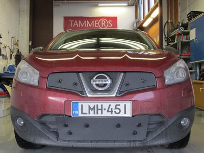 Maskisuoja Nissan Qashqai J10 2011->2013 Osittain umpinainen alaosa